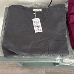 Women’s Scrubs