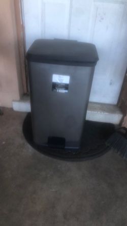 Can trash