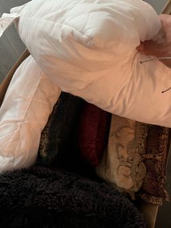 Free decorative pillows