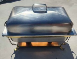Vintage Stainless Steel Chafing dishes (Located  in sunland)