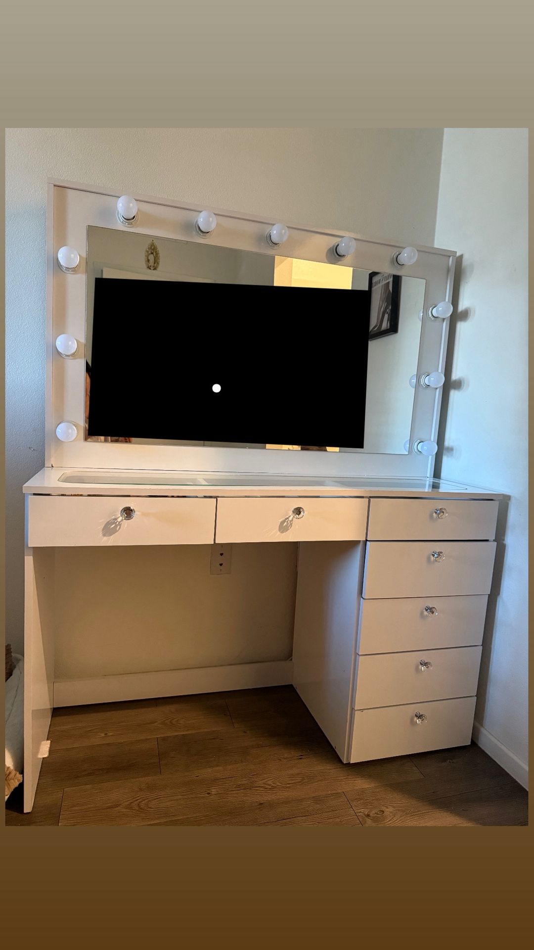 Makeup Vanity