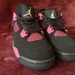 Jordan 4 pink thunder
