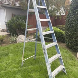 7 ft. Fiberglass Ladder Louisville 