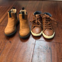 9 Us Toddler Boot And Sneakers 