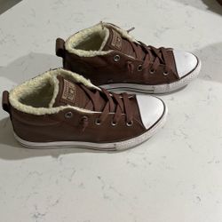 Converse All Star (size 4) 