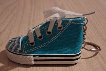 SKY BLUE-mini shoe keychain
