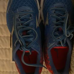 Tennis Shoes - New Balance 