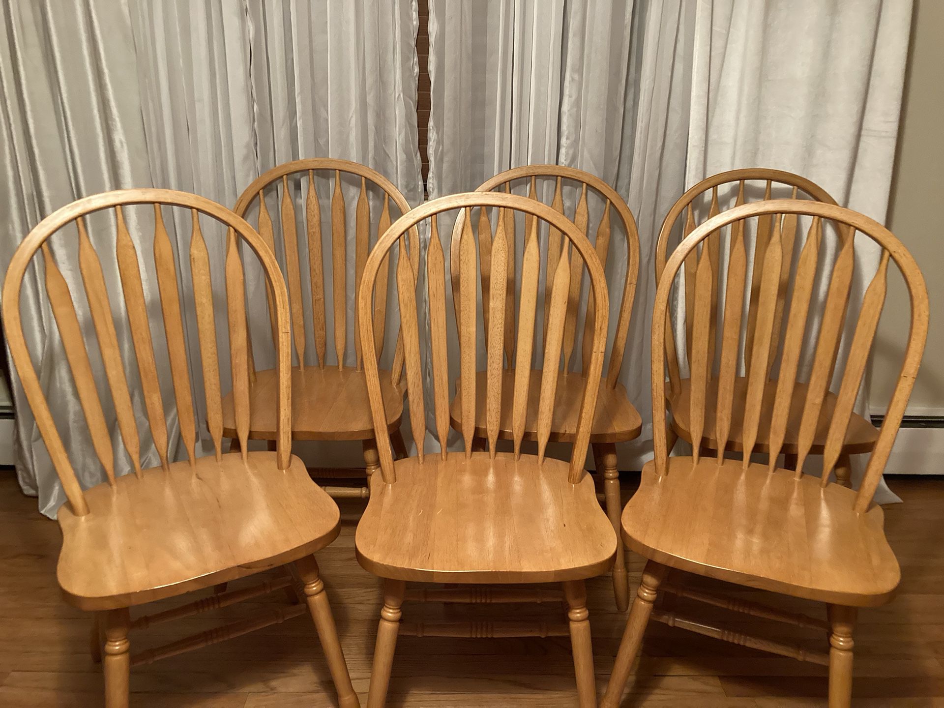 Windsor Arrowback Dining Chairs 
