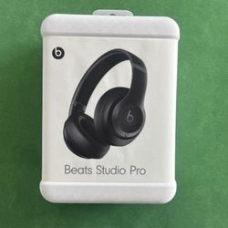 (BRAND NEW) Beats Studio PRO - Black