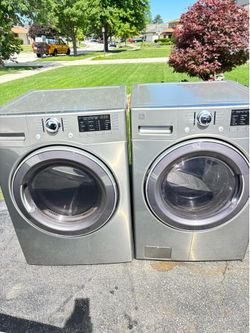 Kenmore washer and gas dryer set
