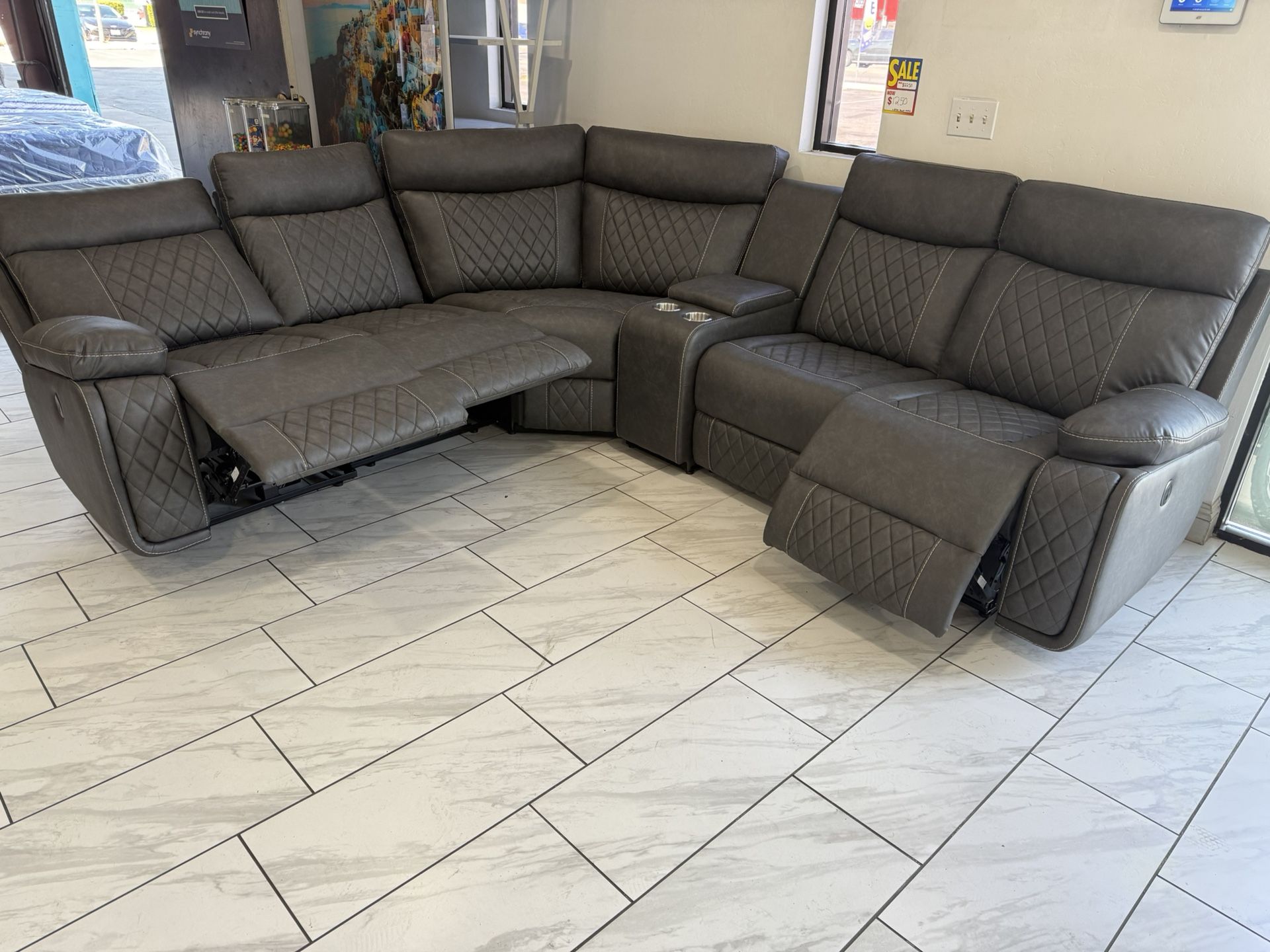 ๐๏ธ NEW!! Sectional Sofa w/ 3 Recliners ๐ Avail E-Z Clean fabr 3 Total Recliners STILL IN BOX ๐ฆ  Individual Pc