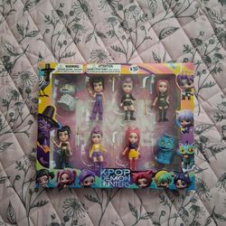K-POP DEMON HUNTERS FIGURES