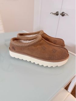 DarcSport Uggs
