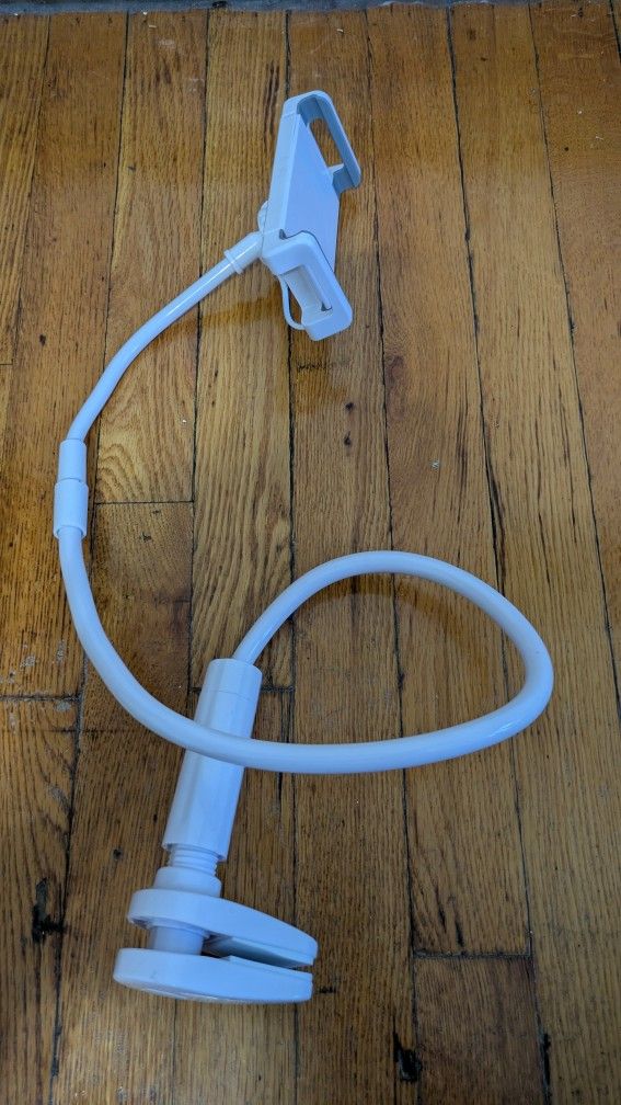 Tzumi Flexible tabletop Phone or tablet Holder