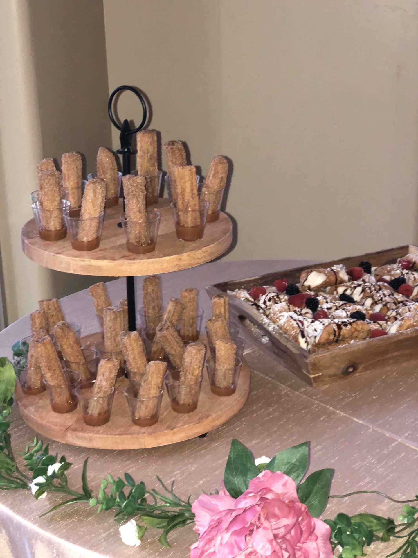 Fingers Food 👌🏻 Appetairzers Desserts !!Catering