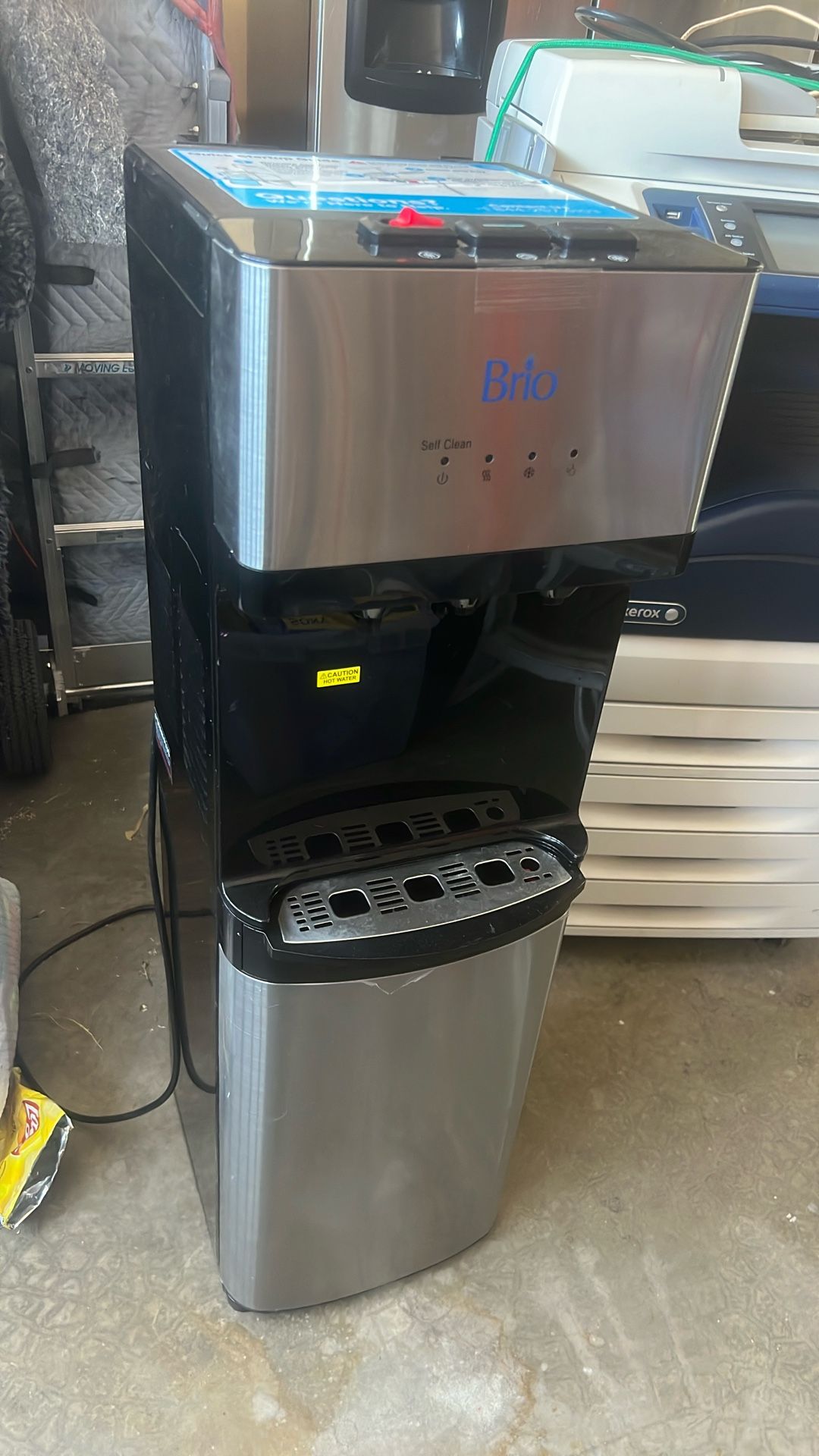 Water Dispenser 