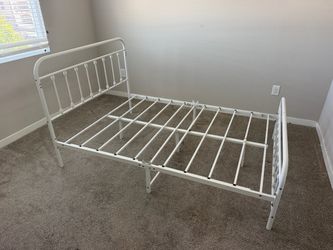 Full bed frame