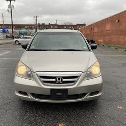 2006 Honda odyysey 144,000 Miles Clean Title Car Runs And Drives Good.