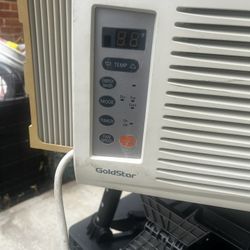 AC Window Unit 