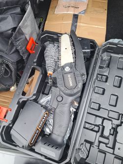 Small Chainsaw