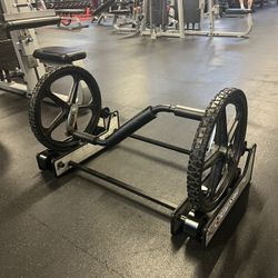 Hiitaxle, Core And Arm Machine 
