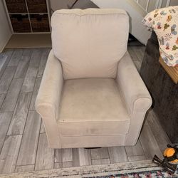 Rocking Nursing Chair