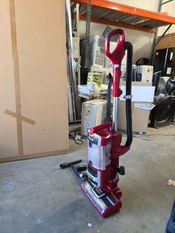 Shark Navigator Lift-Away Self-Cleaning Brushroll Vacuum