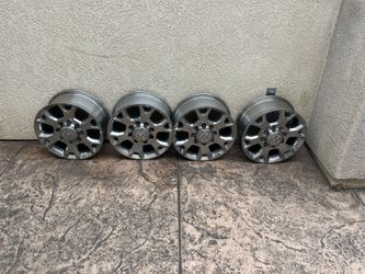 18” /  8-lug Mopar rims