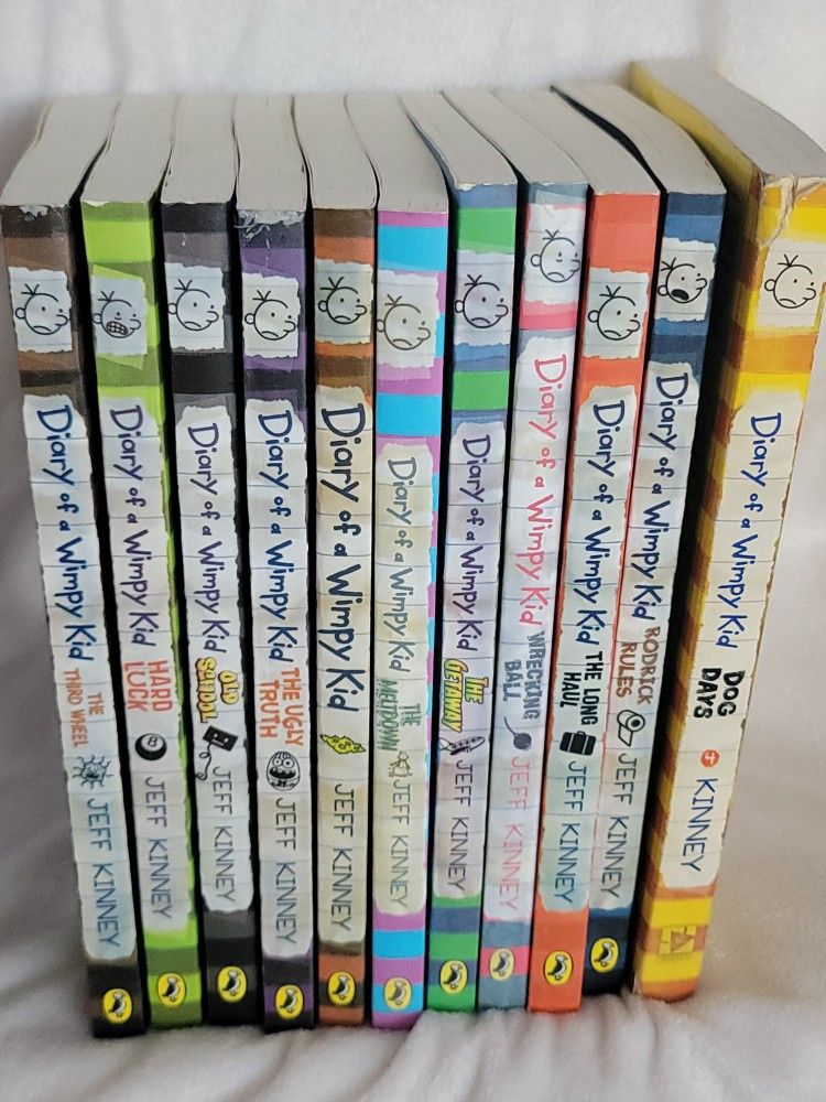11 DIARY OF A WIMPY KID CHAPTER BOOKS