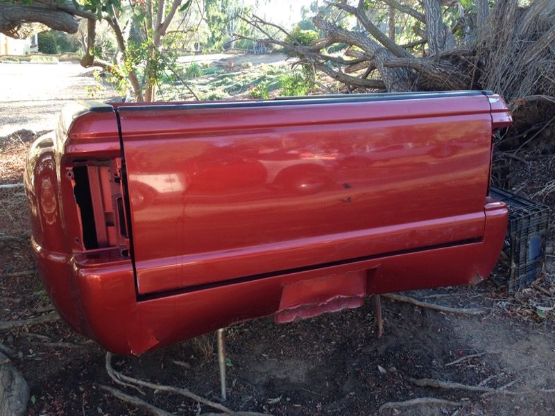 Ford ranger stepside bed snugtop tonneau cover rhinolining front
