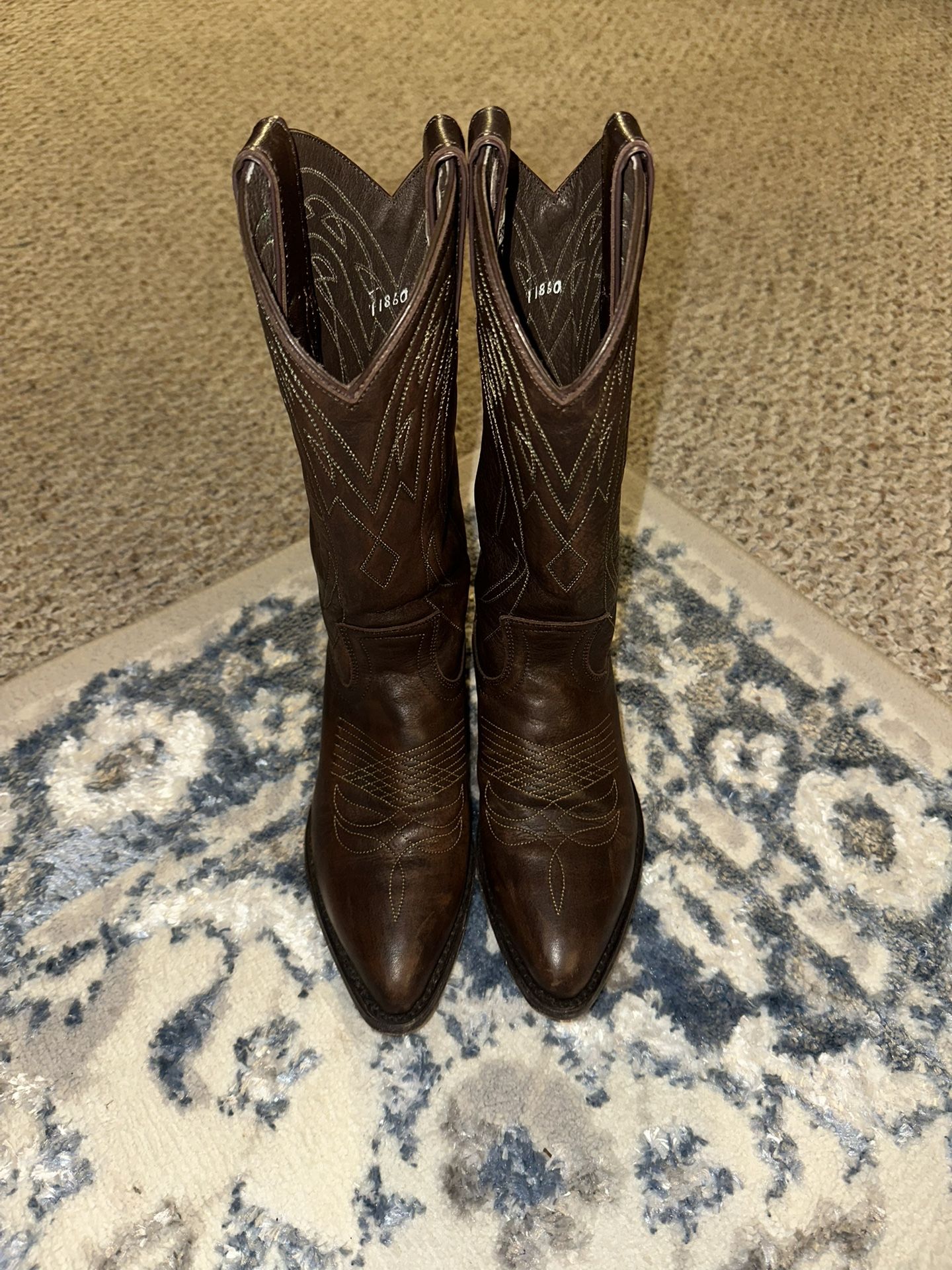 Frye Billy Pull On Deco Stitch Boot