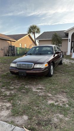 2003 Ford Crown Victoria