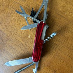 Swiss Army Multi Tool 