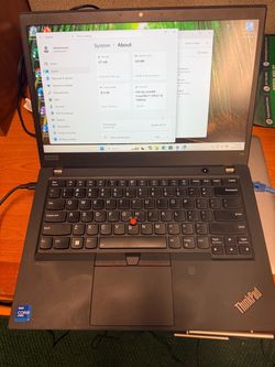 Lenovo Thinkpad T14 i7 11th Gen. 500GB SSD 16GB RAM WIN 11 pro. It works perfectly