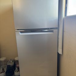Whirlpool refrigerator