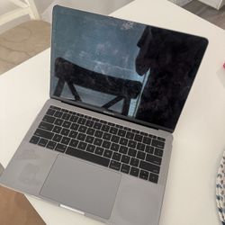 MacBook Pro Laptop