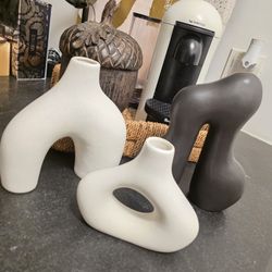 3 Pcs Matte Black And White Ceramics Home Decoration