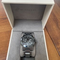 Men’s Burberry Watch (brand new Battery) - Make An Offer