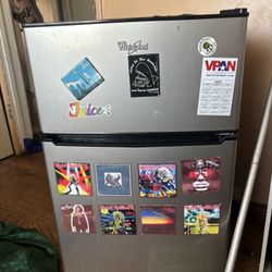 Whirlpool Mini Fridge 