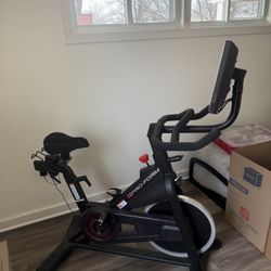 Exercise Bike Like Peloton