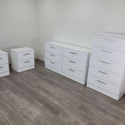Dresser , chest and 2 nightstands - Cómoda , gavetero y 2 mesitas de noche