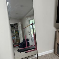 Peloton Lululemon Studio Mirror