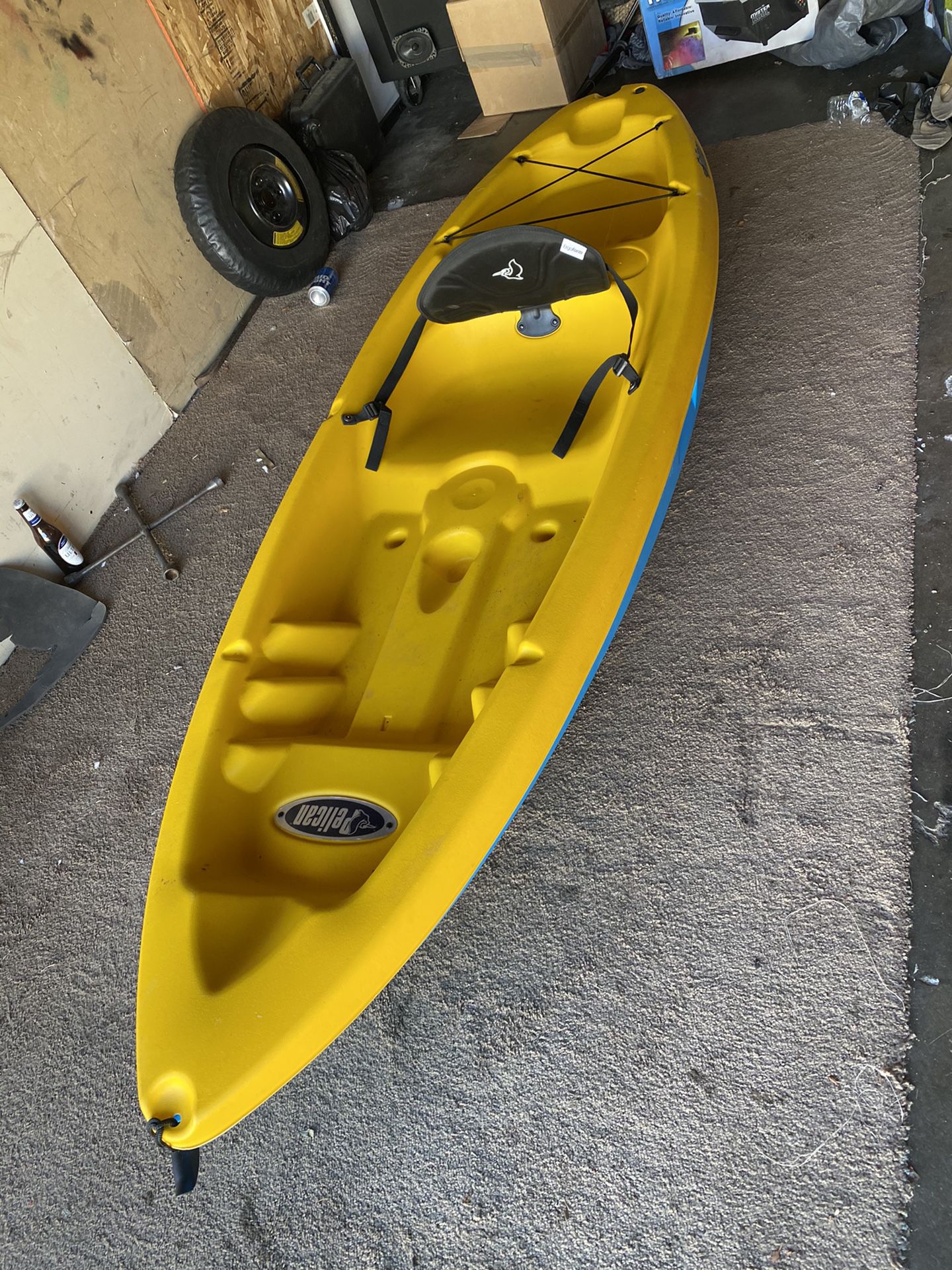 2 kayaks $ 550