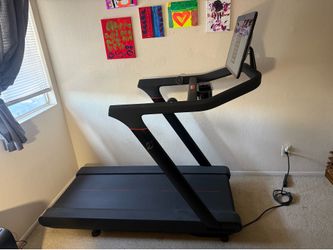 Peloton Treadmill (Purchased 2023) – Mint Condition, Barely Used