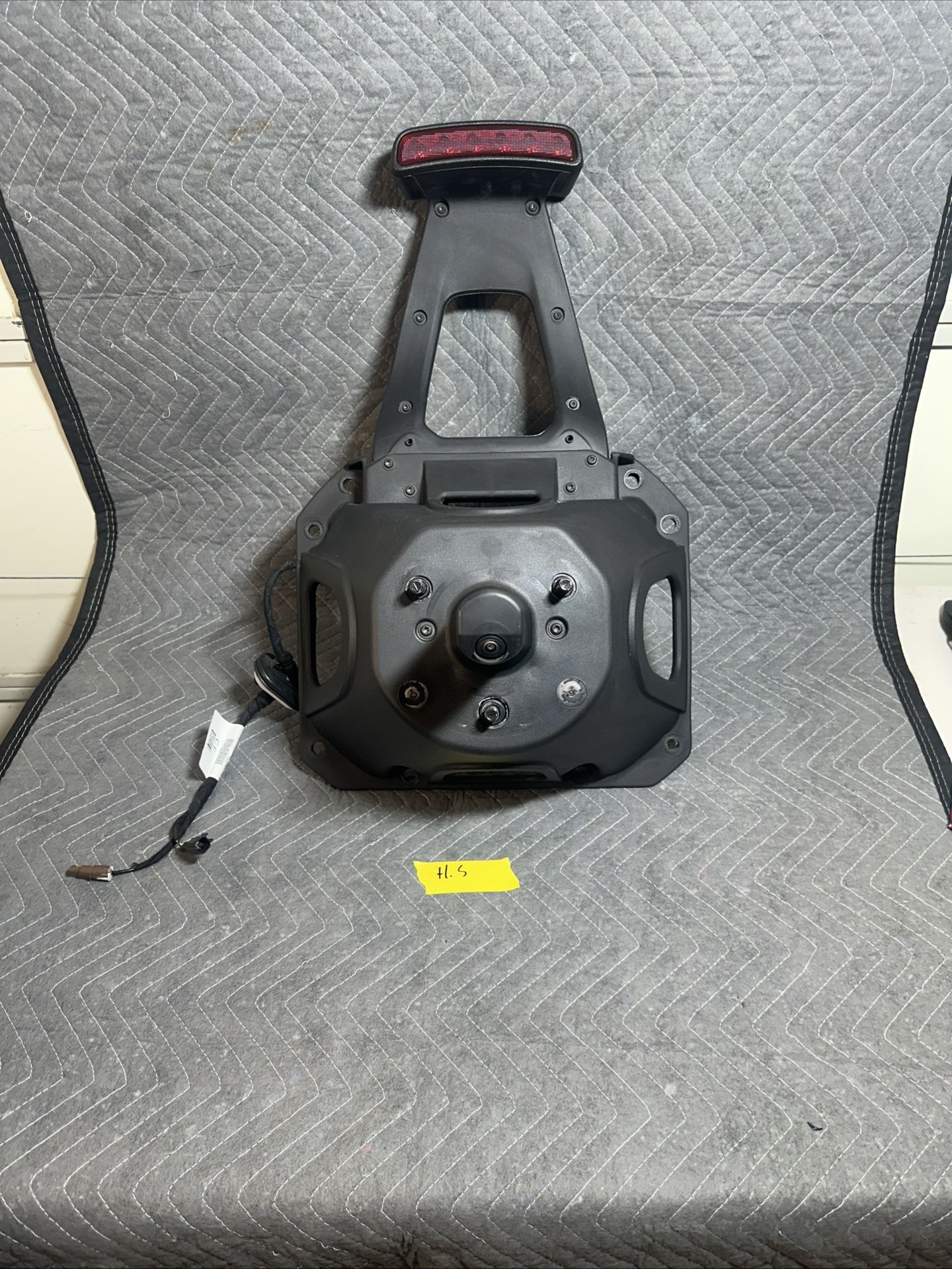 🌟OEM 2021 -2024 FORD BRONCO SPARE TIRE CARRIER WITH CAMERA & LED BRAKE LIGHT🌟