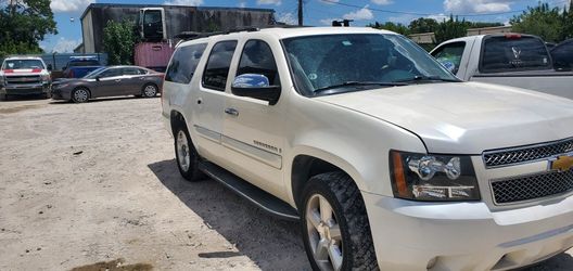 08 Suburban Parts Only