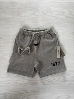 Essentials Shorts