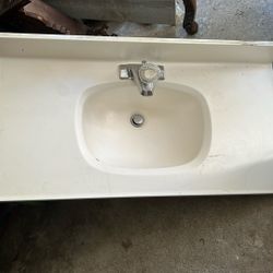 Free Sink