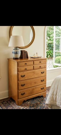 🌟VINTAGE MAPLE SOLID WOOD😍 CHEST DRESSER 🌟
