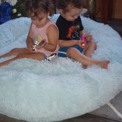 48inch Fluffy  Nap  Or Dog Bed